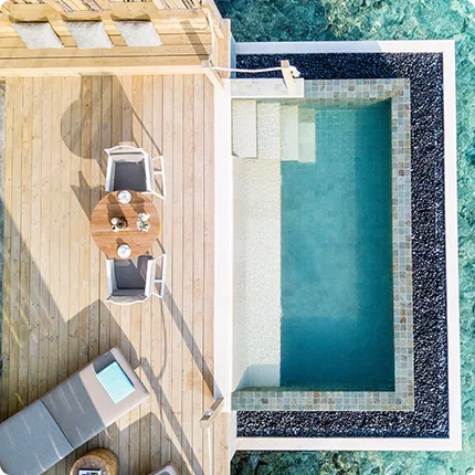 IHG Hotels & Resorts IHG
